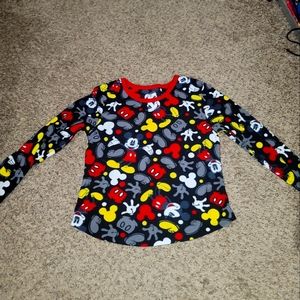 Disney pijama top good condition color black